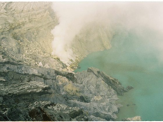 núi lửa Ijen indonesia